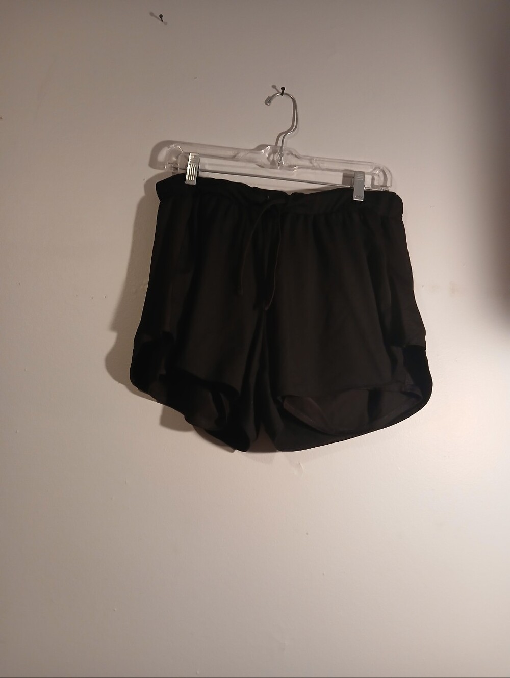 Avia Ladies Black Women's Drawstring Athletic Shorts. Size Large (12-14)